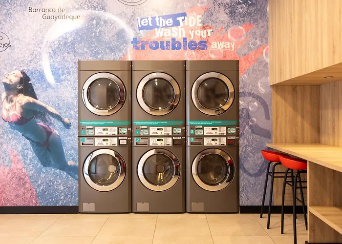 Sholeo Palmas Flats *