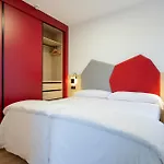 Sholeo Palmas Flats Apartment